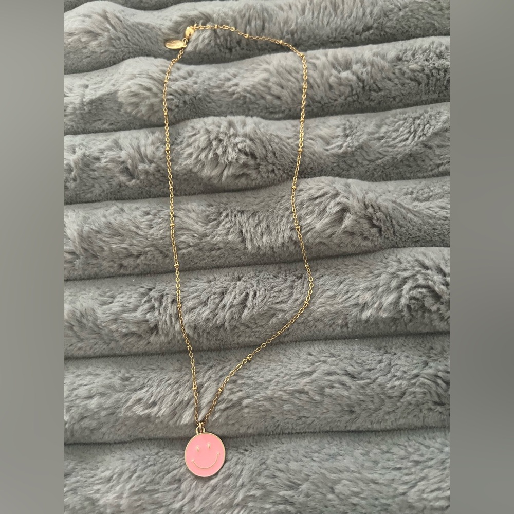 Gold and Pink Pendant Necklace